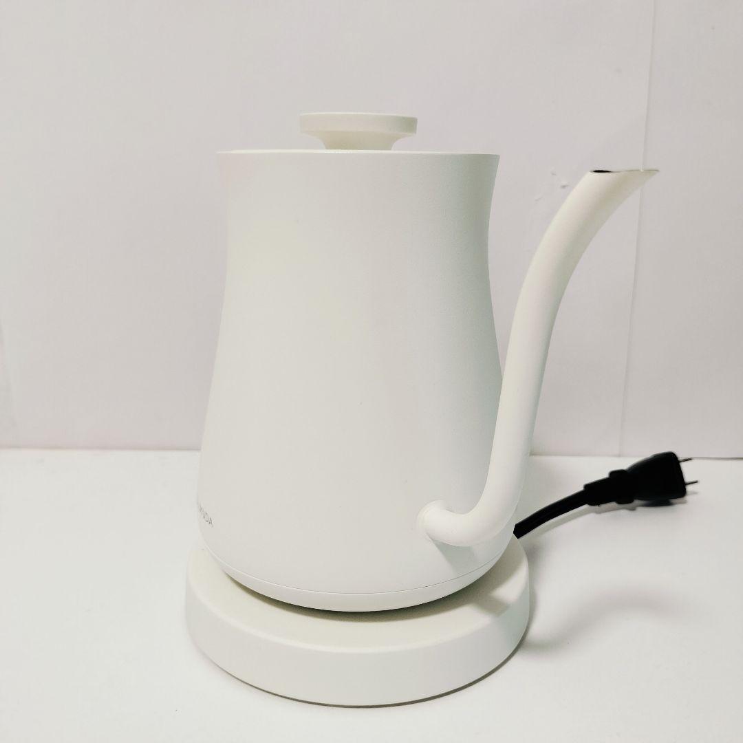【中古美品】バルミューダ　電気ケトル　ホワイト　1110
