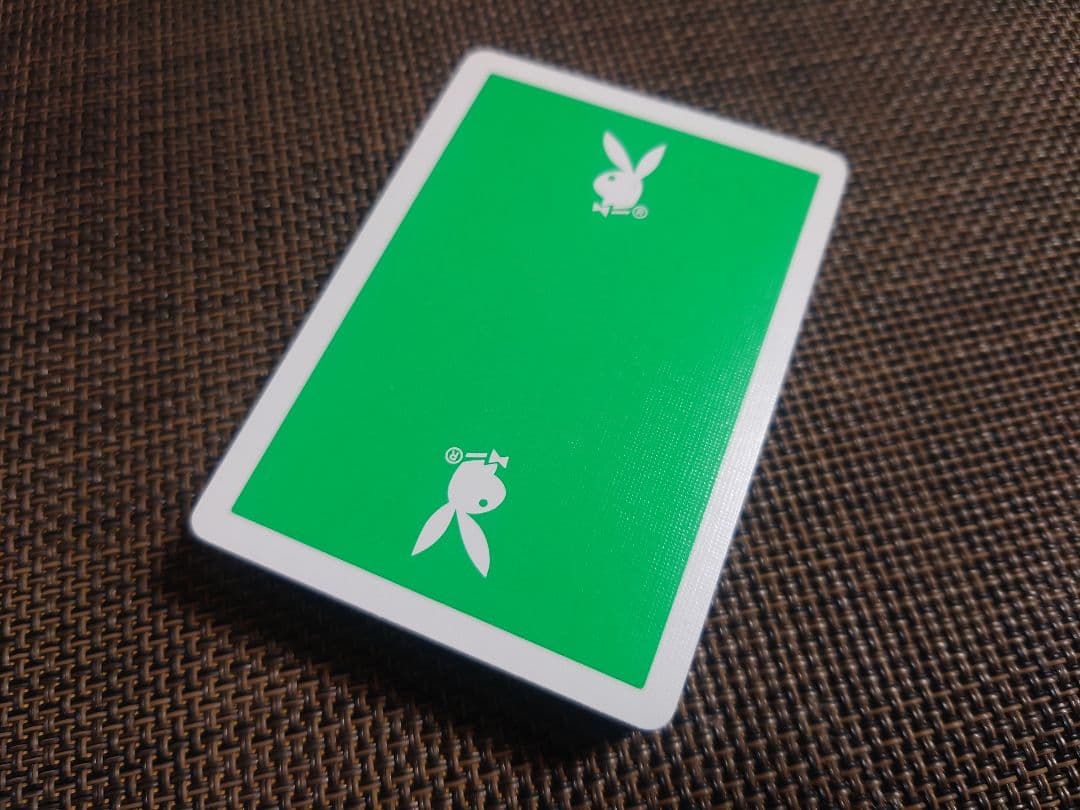 レアデック　PLAYBOY緑　トランプ