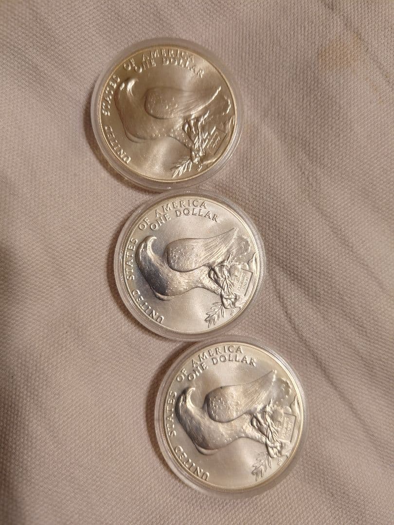 1984年ロサンゼルスオリンピック １ドル銀貨３枚セット