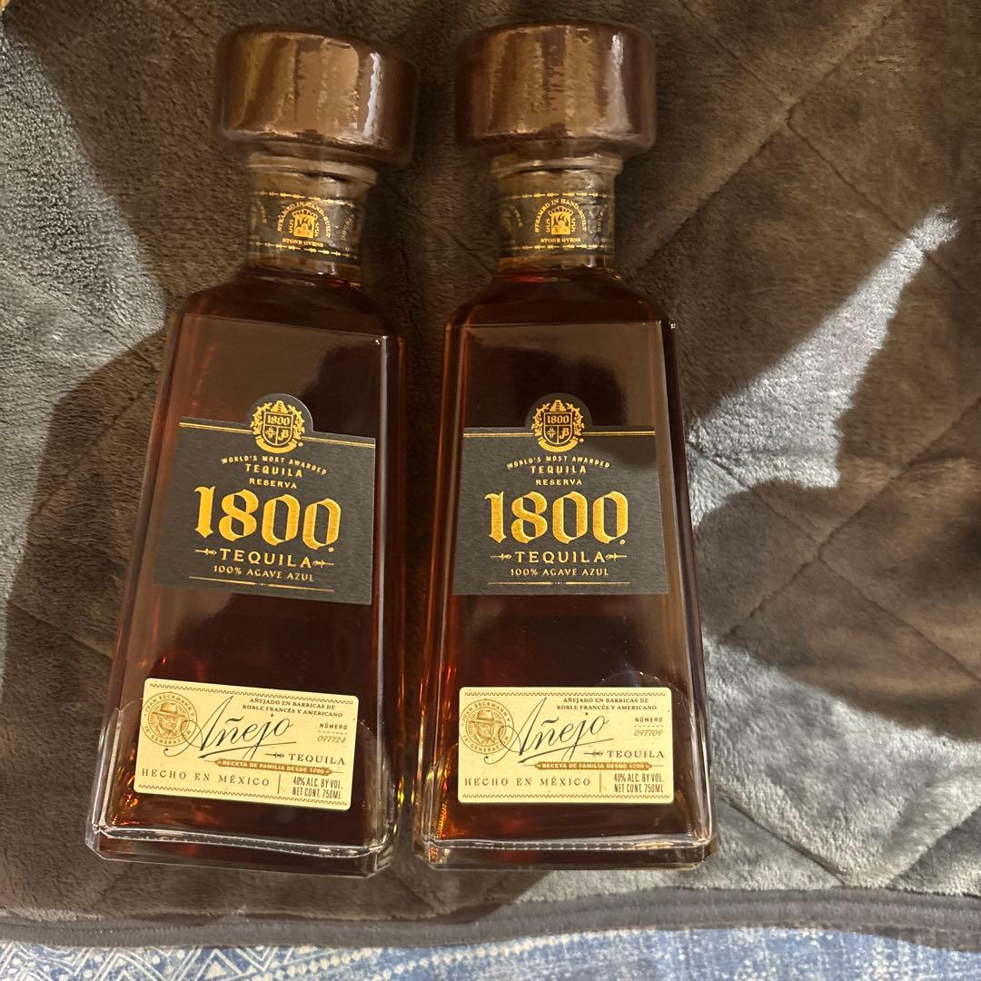 1800 Tequila アネホ テキーラ 2本