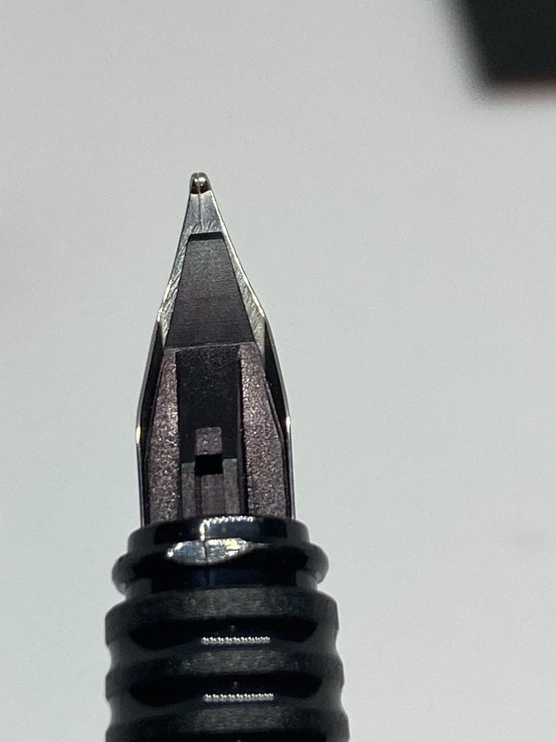 【希少・廃番・ビンテージ】ロットリング/アルトロ /FP F/ピンク系軸/新品