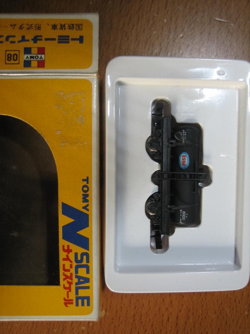 N／TOMY／Nスケール２軸貨車／タム6000 黒色／黄箱 ヴィンテージモデル