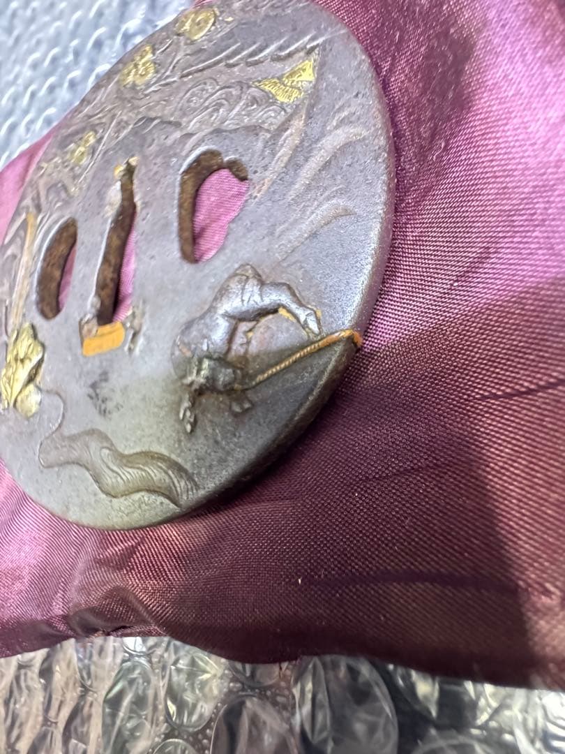 無銘　　金工金象嵌松下　牛引き　山水図鍔　透かし鐔　刀鐔　鍔