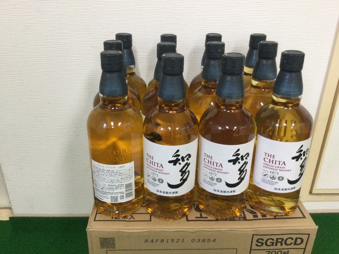 サントリー「知多」700ml 12本セット　SUNTORY