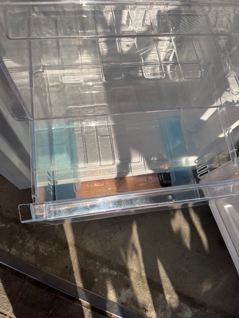 SHARP 冷蔵庫シャープ SJ-BD23K-W 2023年製230L T