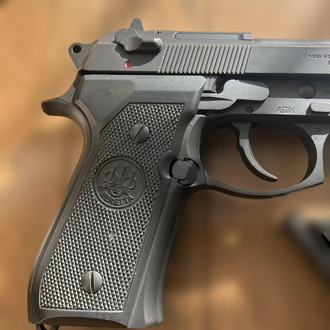 イ*0様 ウエスタンアームズベレッタ M92 FSパーフェクト限定スチールブラッ