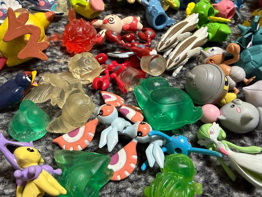 森に生息系ポケモンフィギュア50体以上まとめ売り