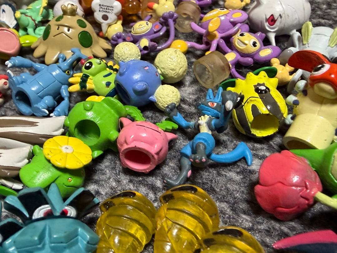 森に生息系ポケモンフィギュア50体以上まとめ売り