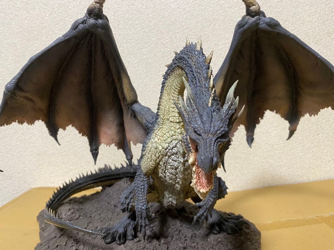 カプコンフィギュアビルダー　クリエイターズモデル　黒龍　ミラボレアス　モンハン