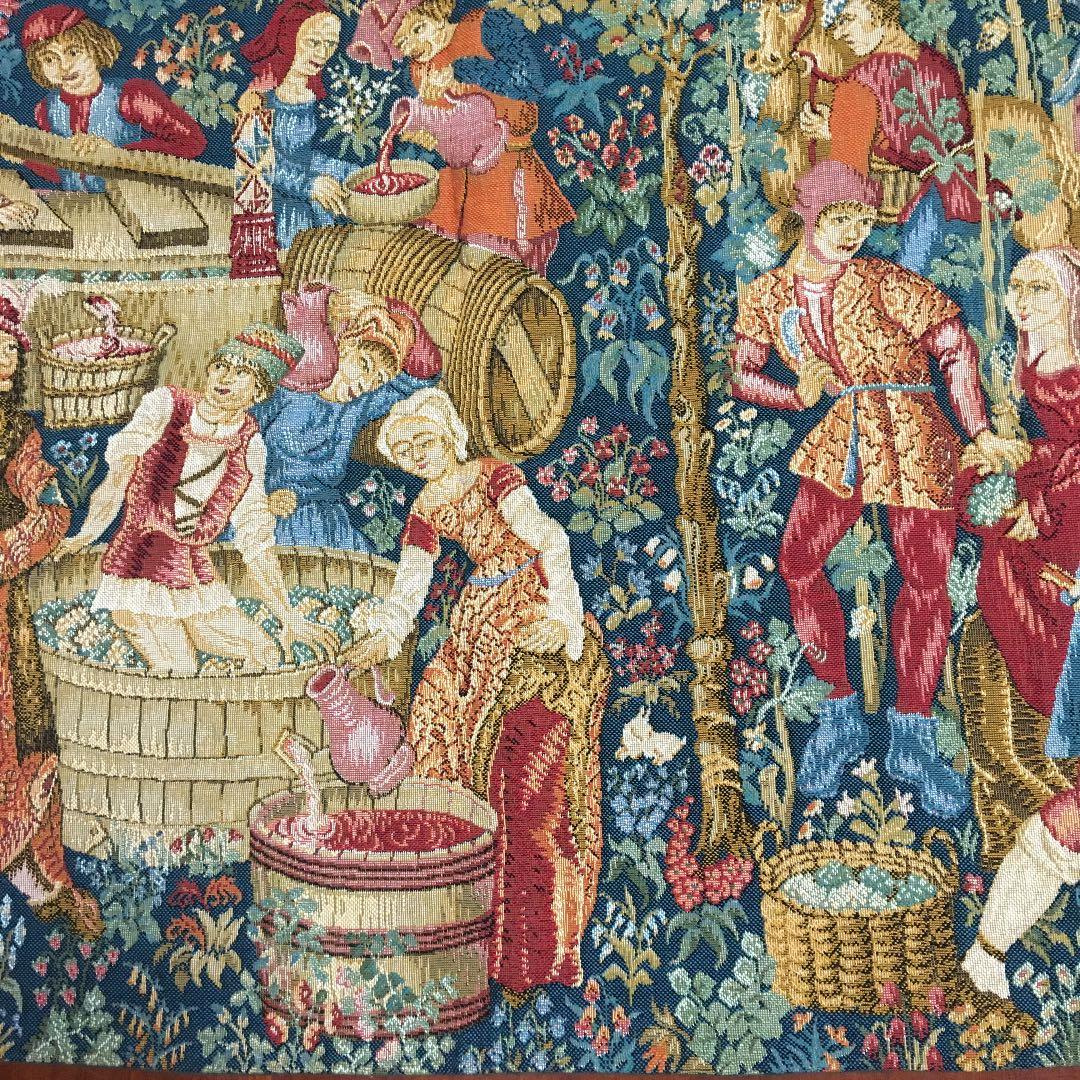 タペストリー　約71cm×約121cm