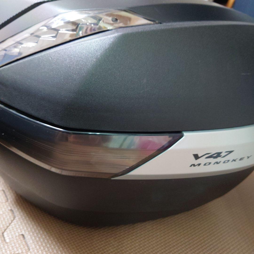 GIVI モノキートップケースV47 カーボン 美品ベース無し