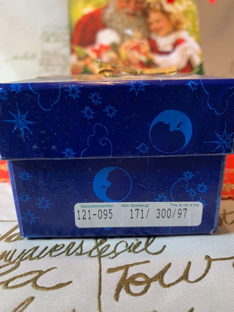 ドイツ製　木製人形　ケーテウォルファルト社の限定クリスマスベル持つ天使の男の子！