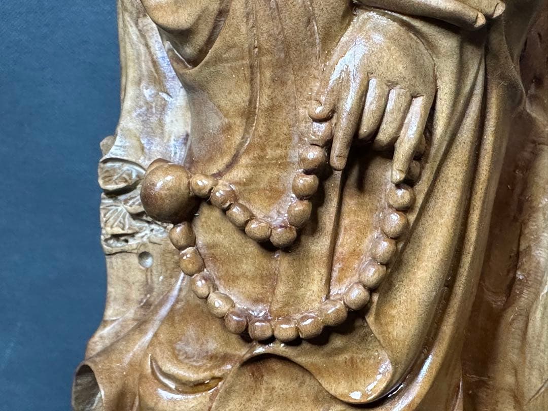 白檀　観音　木彫り　仏教美術　仏像 骨董 仏教　密教　置物アンティーク