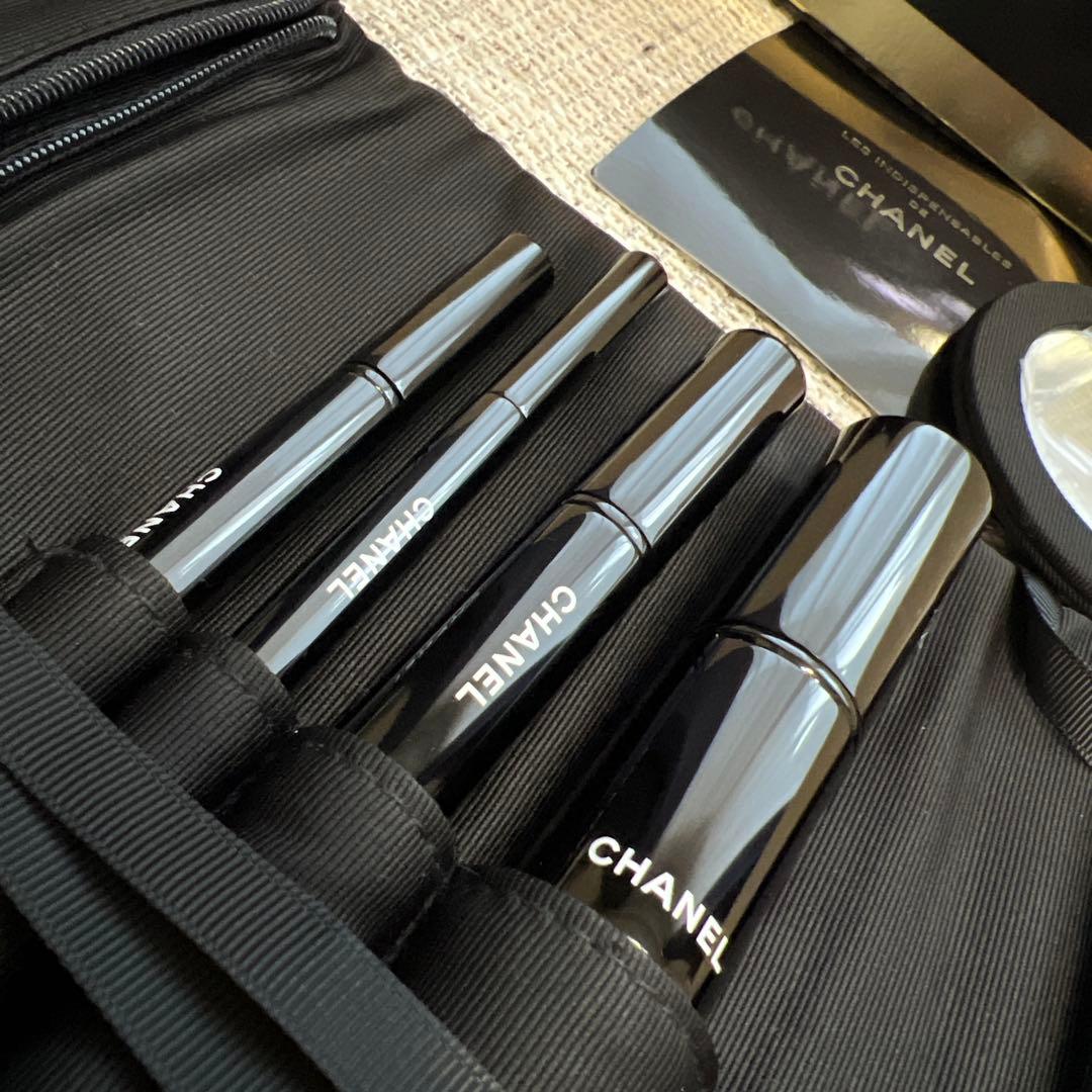 希少　新品未使用　CHANEL シャネルメイクブラシセット