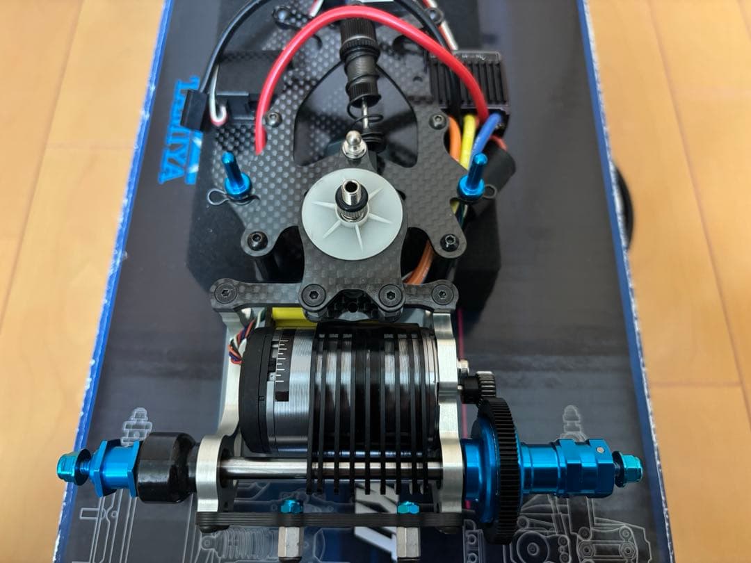 タミヤ TRF102 (O.Pパーツ色々あり)