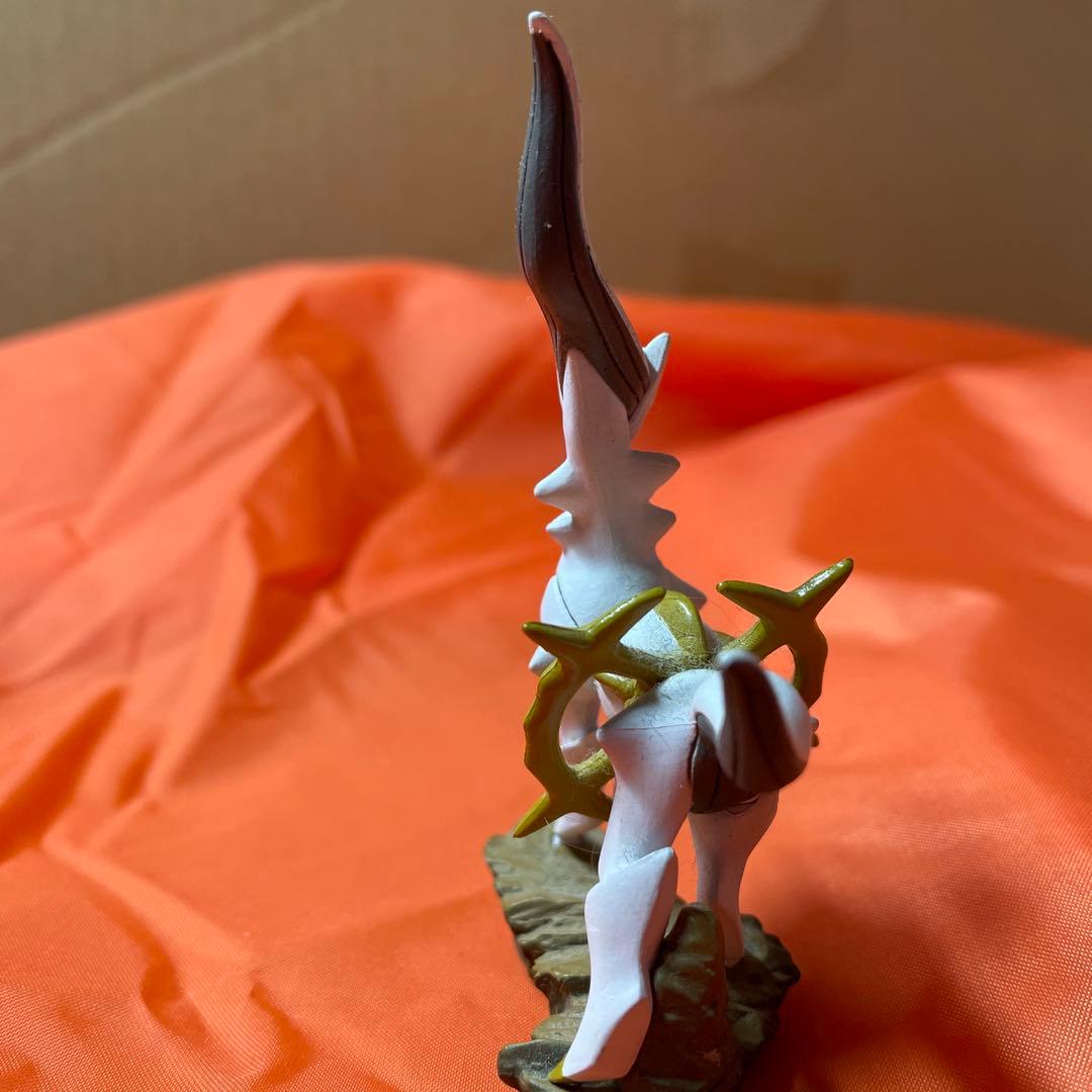 アルセウス　フィギュア