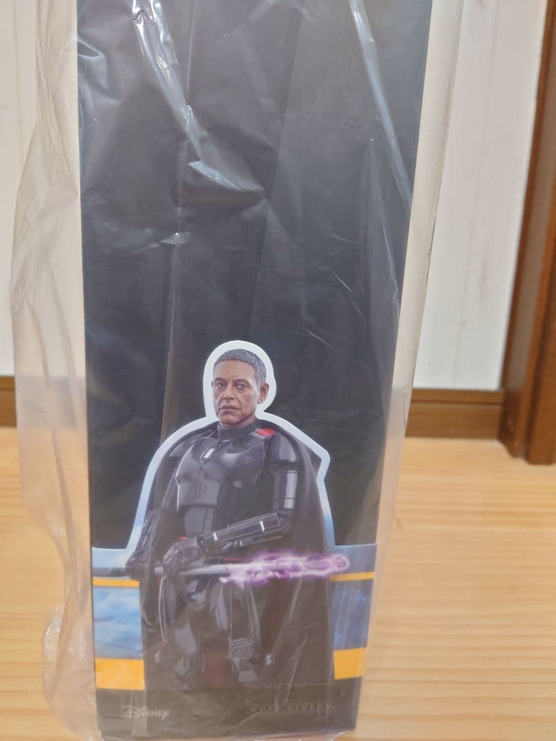 【新品】ホットトイズ モフギデオン ベスカーアーマー版 マンダロリアン