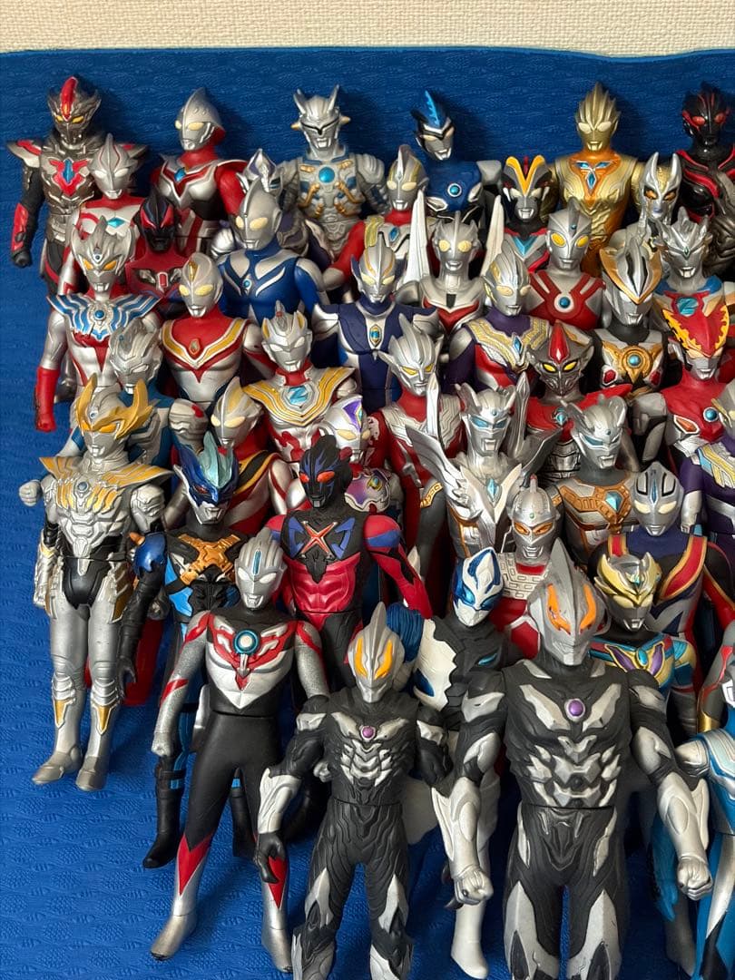 【中古美品】ウルトマン・ソフビ　まとめ売り80体＋マントセット