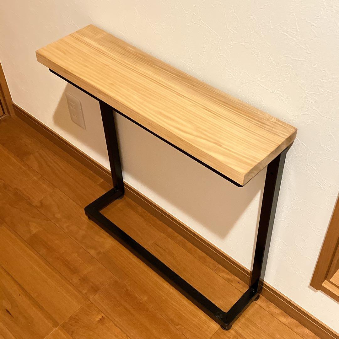 木製(カツラの木)天板のサイドテーブル