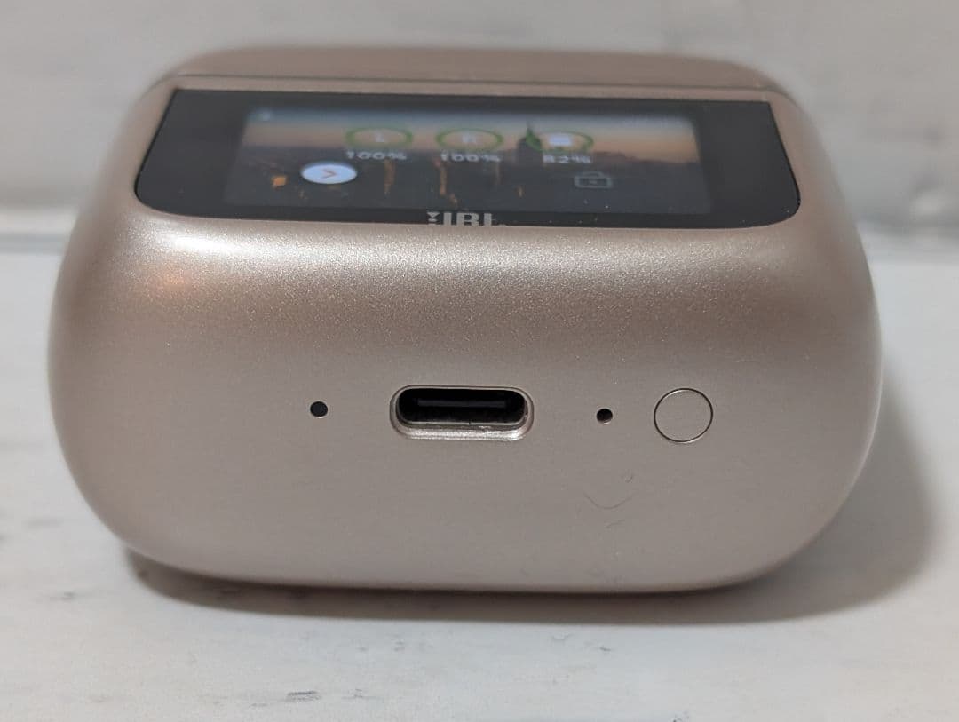 JBL TOUR PRO3 ケースのみ　ラテ