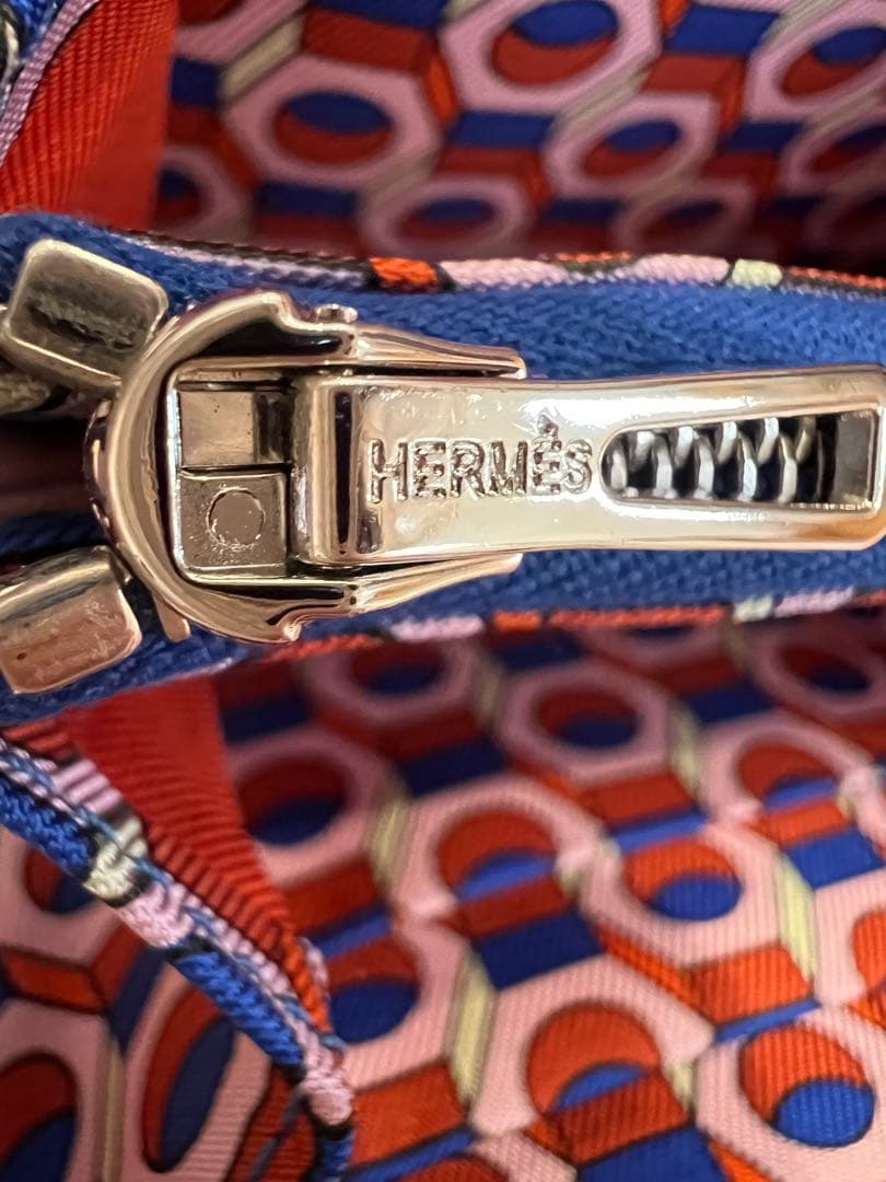 新品　HERMES エルメス　アザップ　シルクインコンパクト　モーヴシルベストル