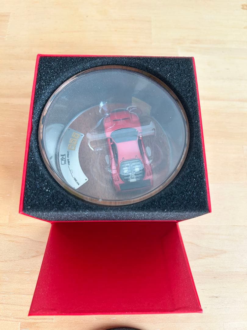 1/64 PGM フェラーリ F40 LM 丸型台座仕様