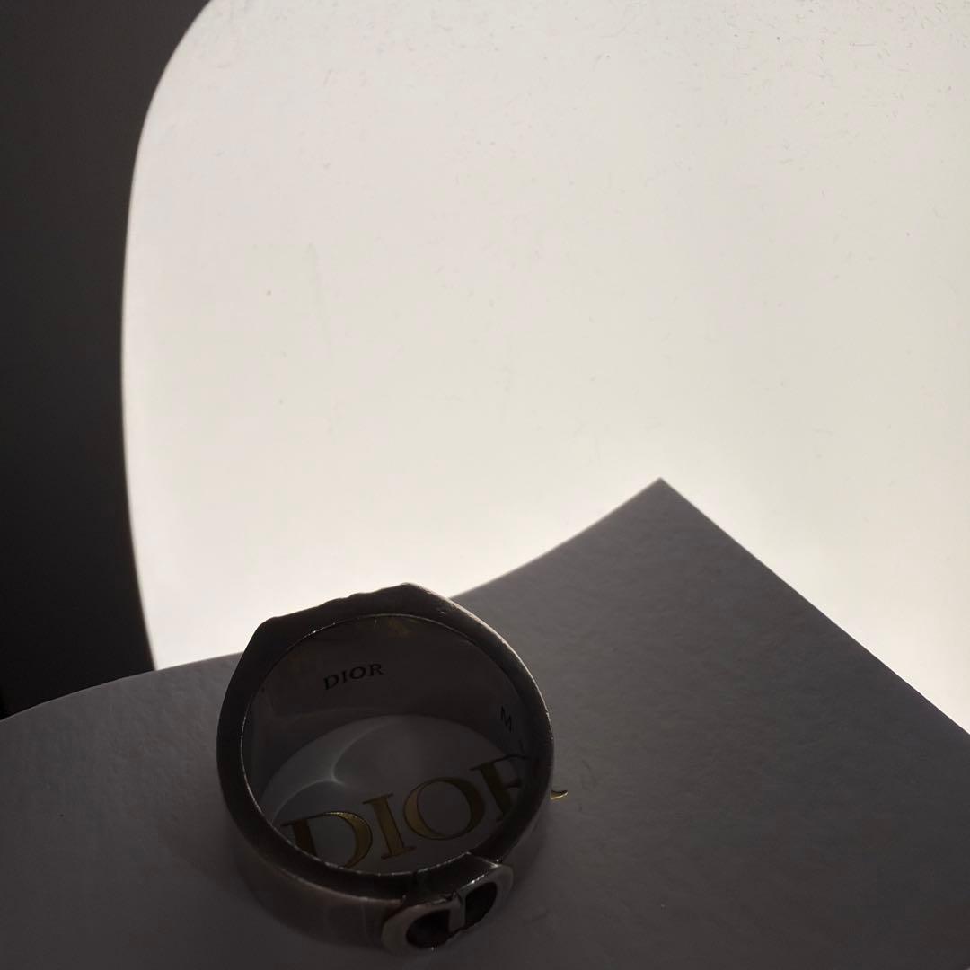 本日発送Dior シルバーリングロゴ入りメンズMサイズ