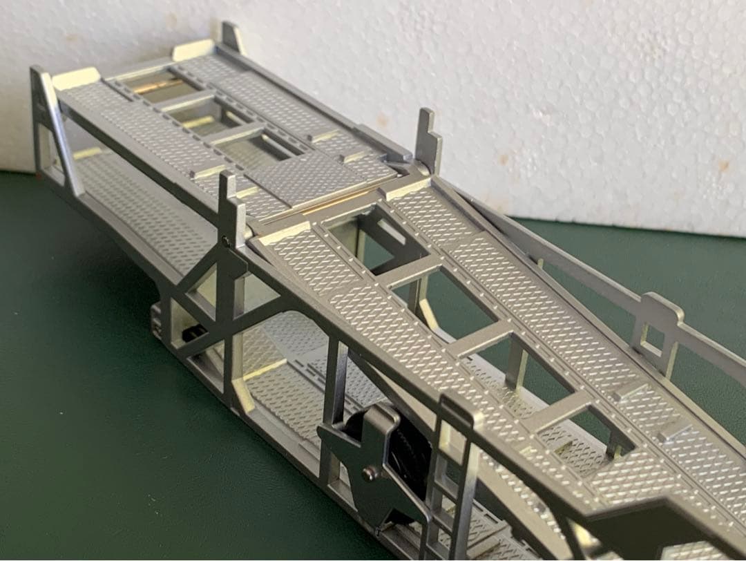 トミカリミテッドヴィンテージネオ 日野HE366 カートランスポーター