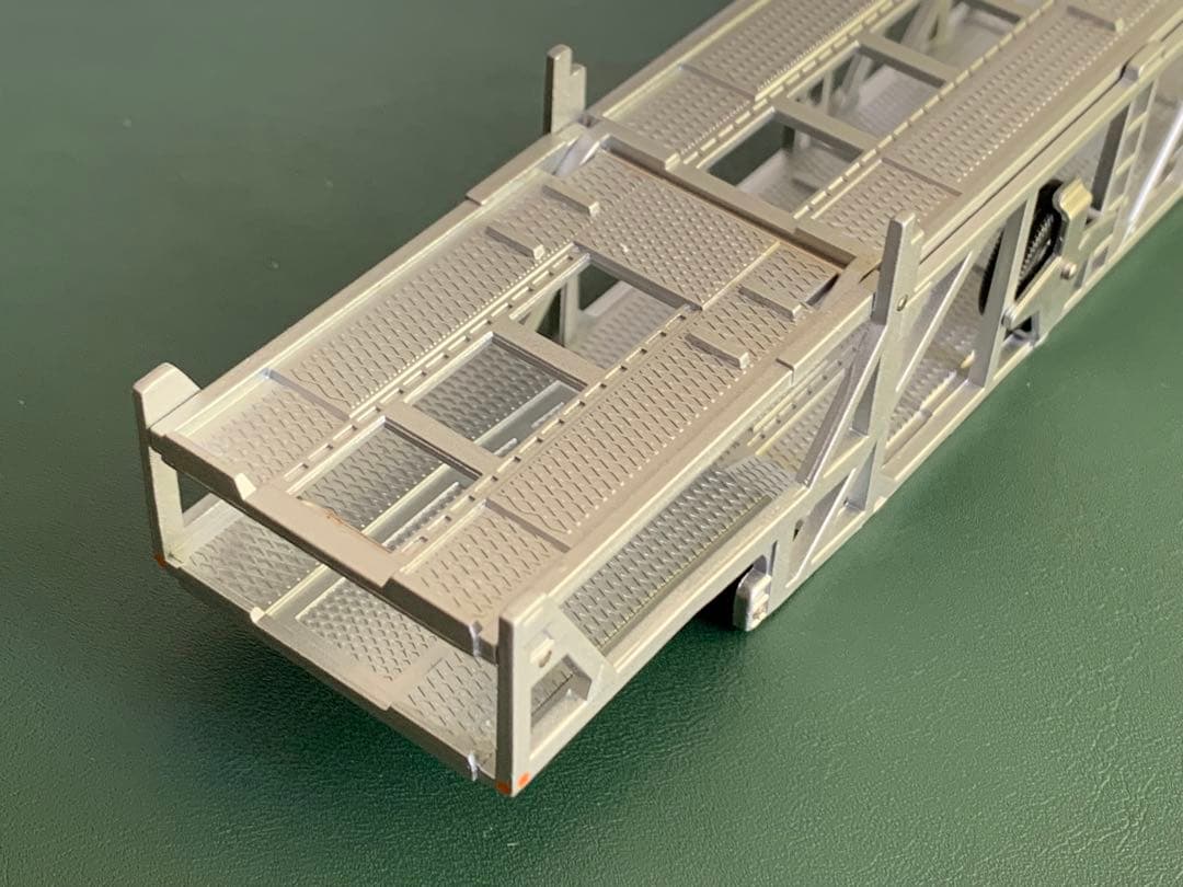 トミカリミテッドヴィンテージネオ 日野HE366 カートランスポーター