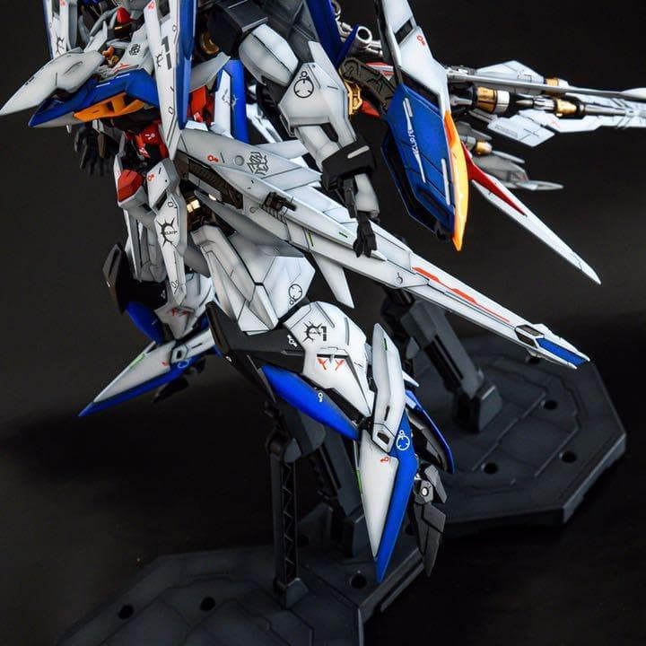 MG エクリプスガンダム＆マニューバストライカーパック【塗装・完成済みガンプラ】