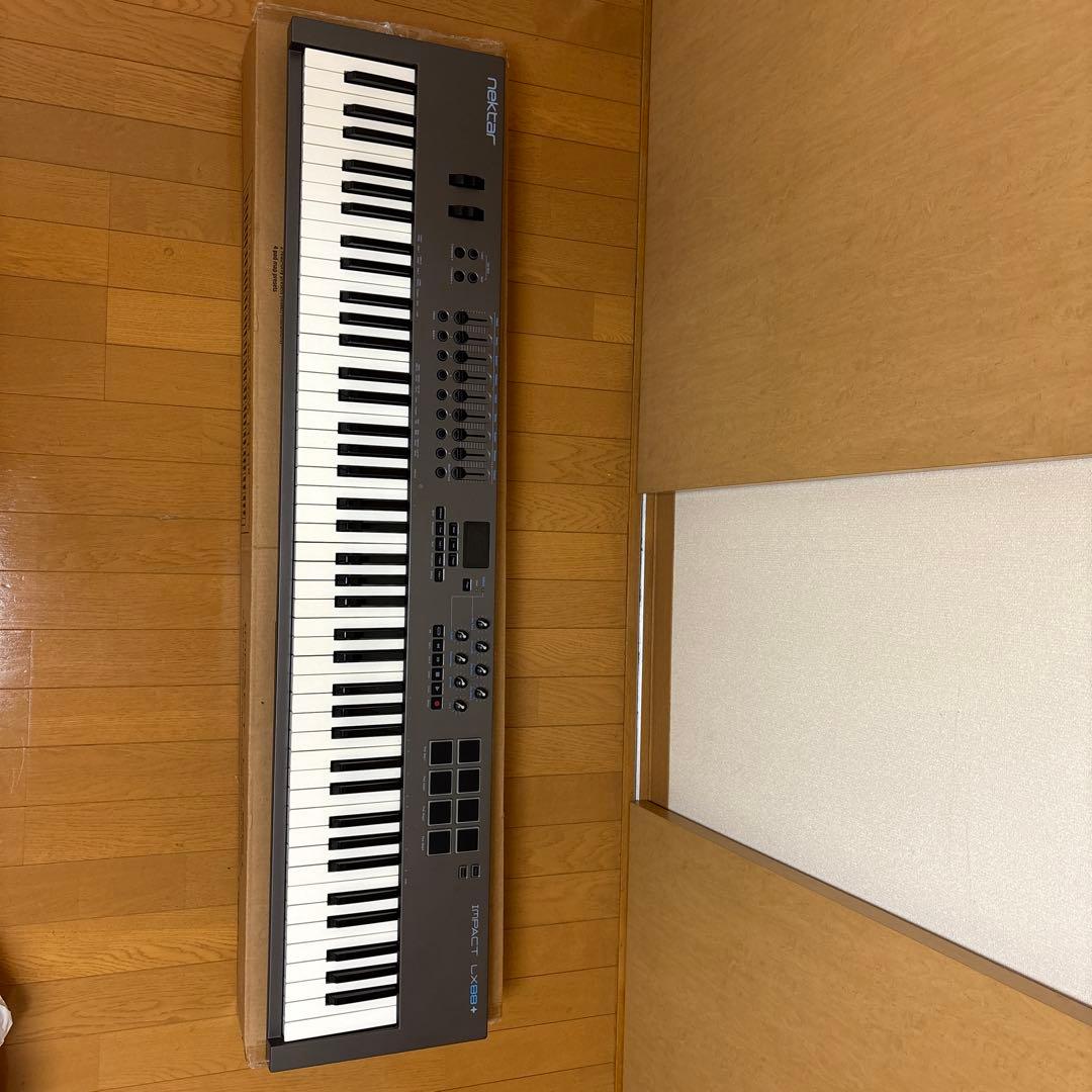 Nektar 88鍵MIDIキーボードImpact LX88+