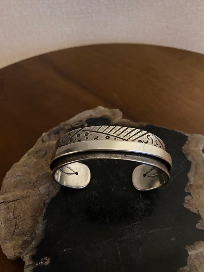 マイケルローアンホース　バングル　ナバホ