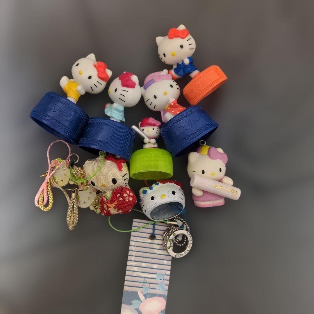 ハローキティ ご当地根付け100個まとめ売り　おまけ付き