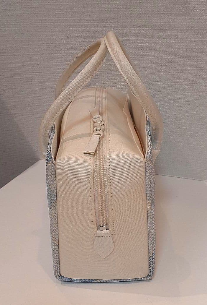 3時間だけ値下げします！和装用利休バッグ 　組み紐　青と白のダイヤモンドパターン