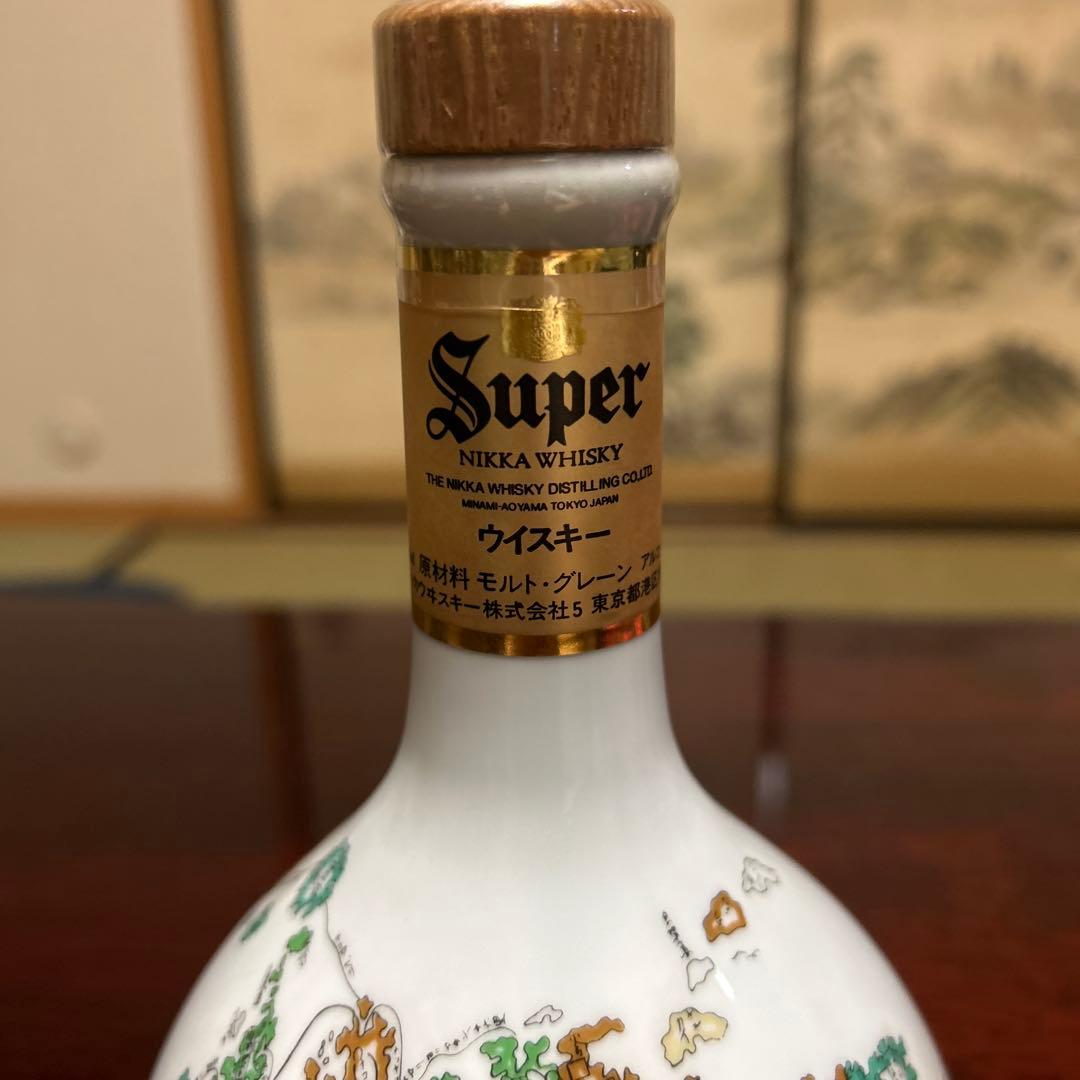 27 スーパーニッカウイスキー　有田焼　九州古地図ボトル