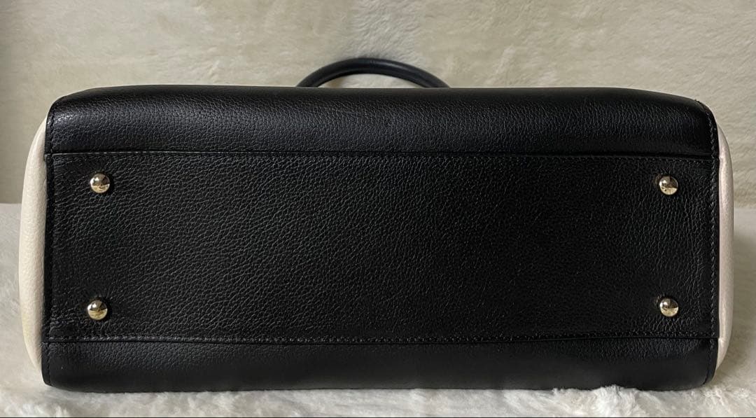 シャネル CHANEL ネオエグゼクティブトートバッグ　バイカラー