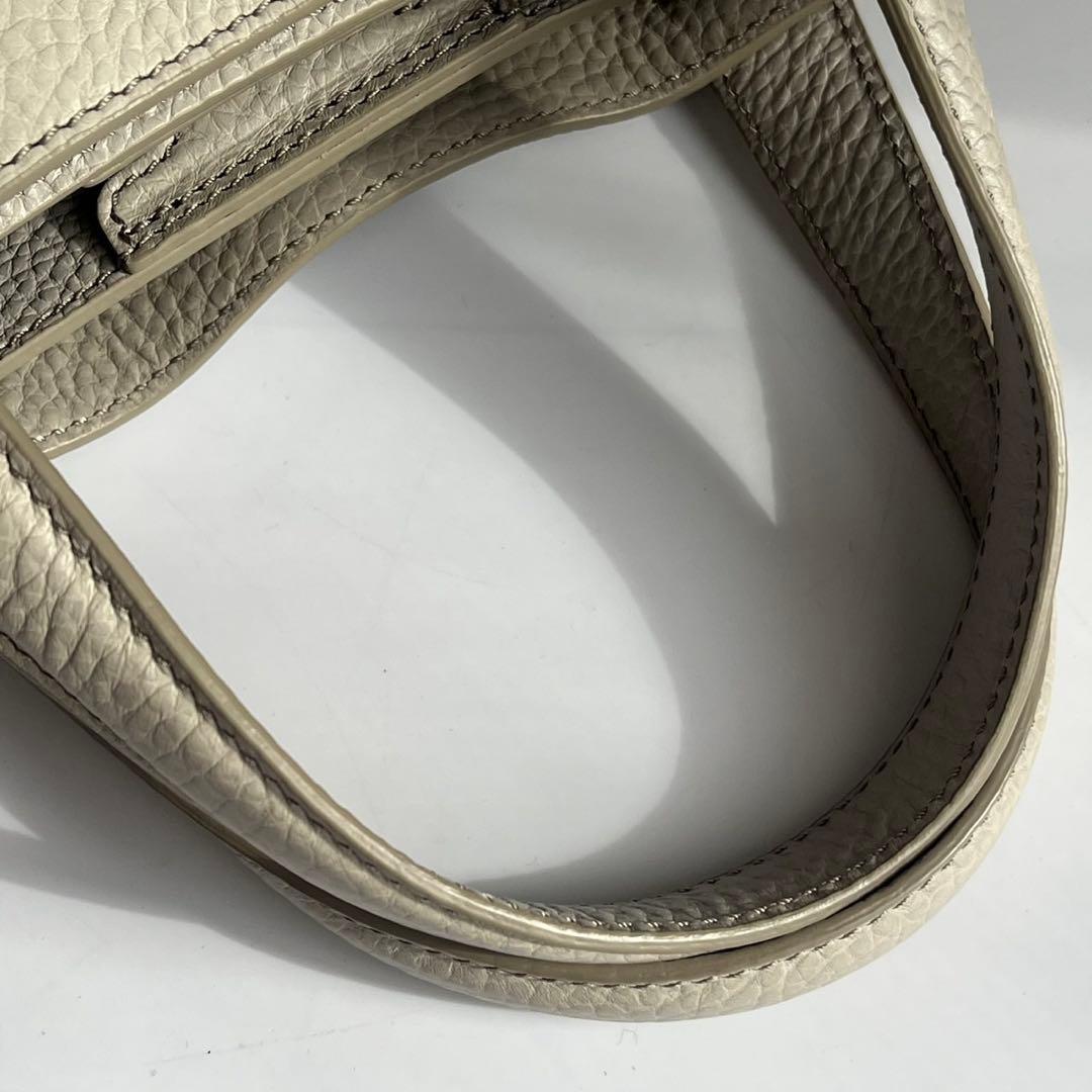 ✨未使用　現行モデル✨　HIROFU カーラ　ハンドバッグ　　H ベージュ