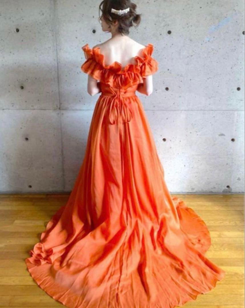 オレンジ色オフショルダードレス Sサイズ