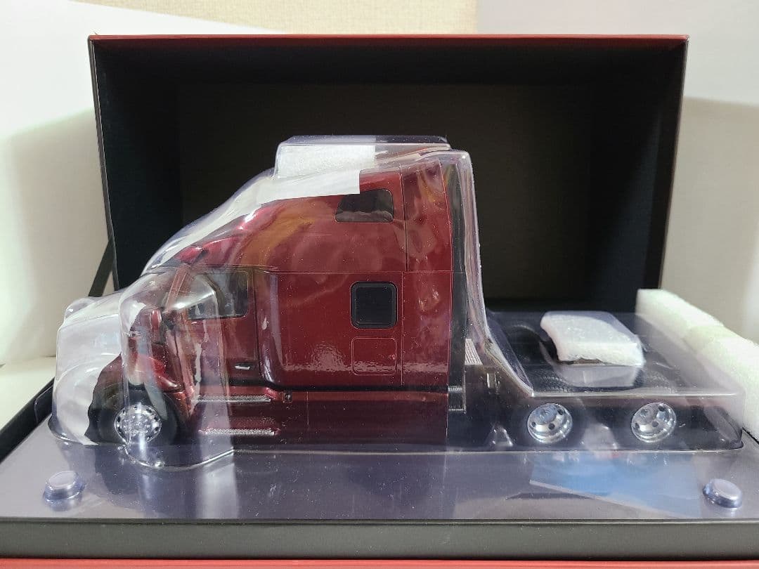 ピータービルト 579 Ultraloft tractor red-1/32