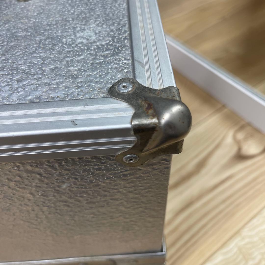 MACコスメティック　プロフェッショナルメイクアップケース シルバー