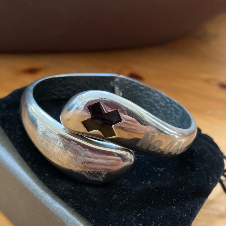 ワンピース　ブレスレット