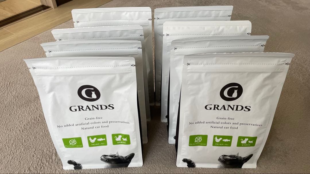 GRANDS キャットフード チキン＆サーモン 8袋
