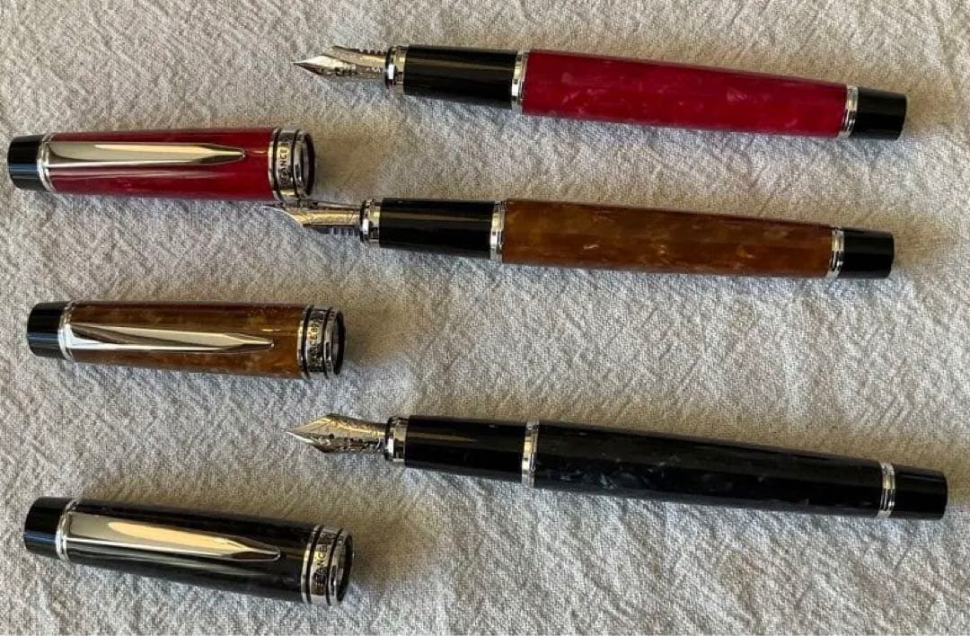 パイロット万年筆 レガンス89s 3本セット 赤 茶 黒　ケース付