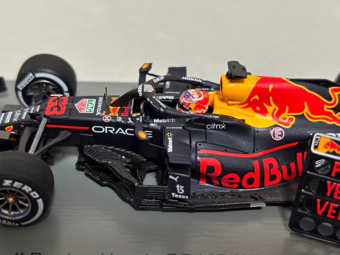 スパーク製1/43Red Bull RB16B 2021年オランダGP優勝