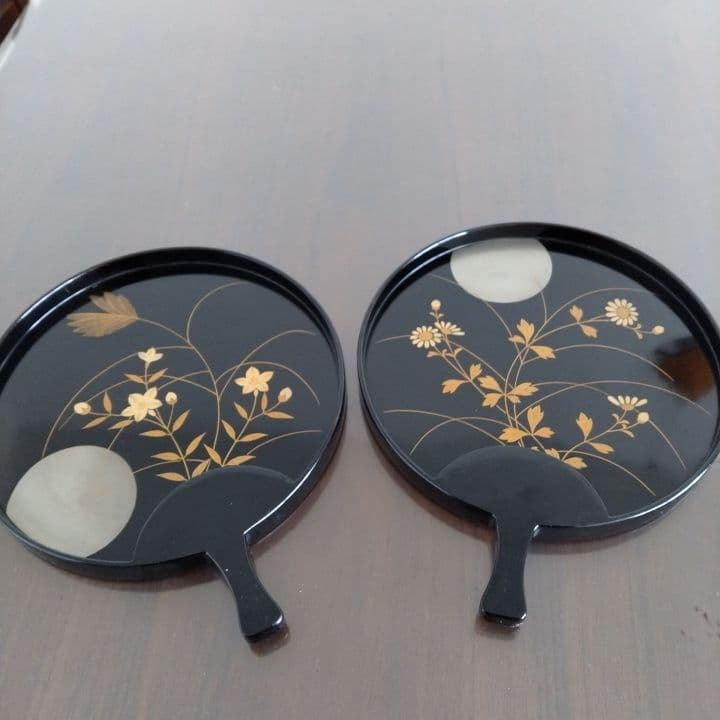 うちわ型 木製、漆塗器、トレイ、皿 、持ち手付、骨董