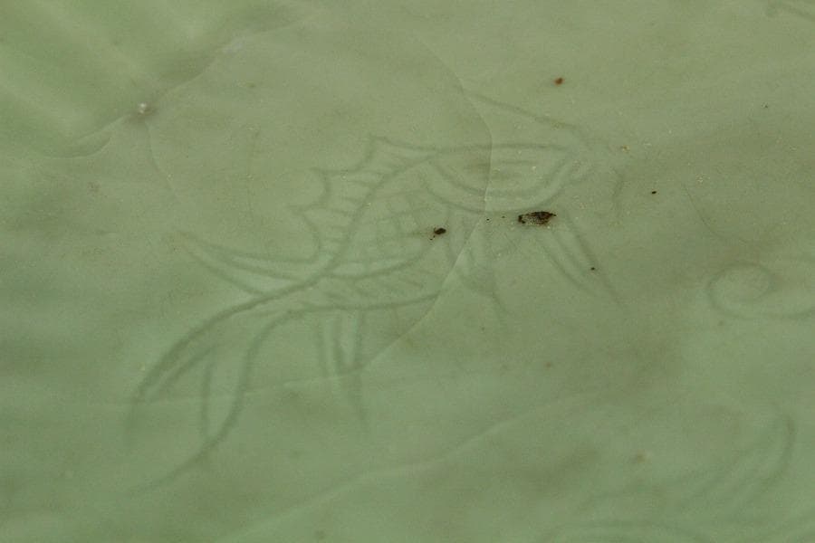 中国美術 白磁 刻 三魚紋 盤 φ31.5cm 明(K-XA764)