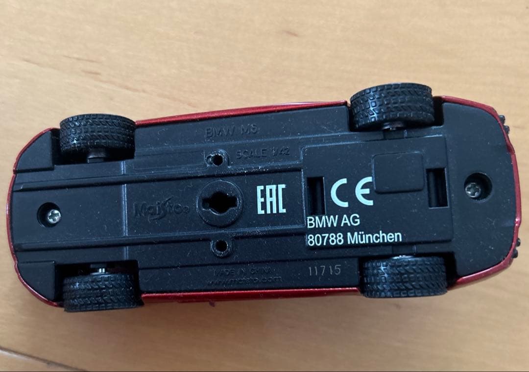 Maisto 1/42 BMW M6ミニカー