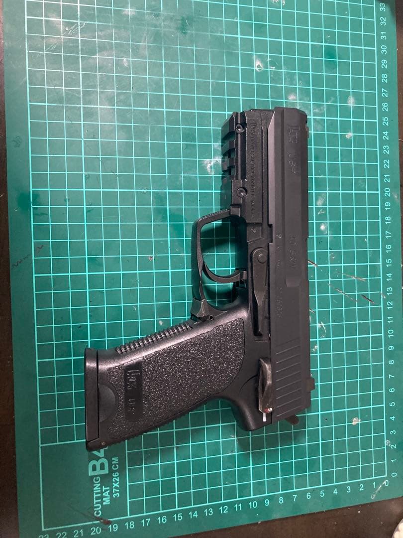 東京マルイ　電動ハンドガン　usp カスタム プリコック