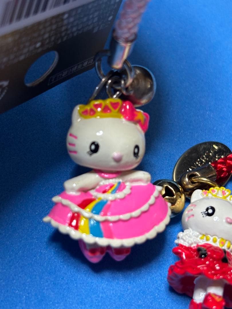 ハローキティ　USJ限定　ストラップ　根付け