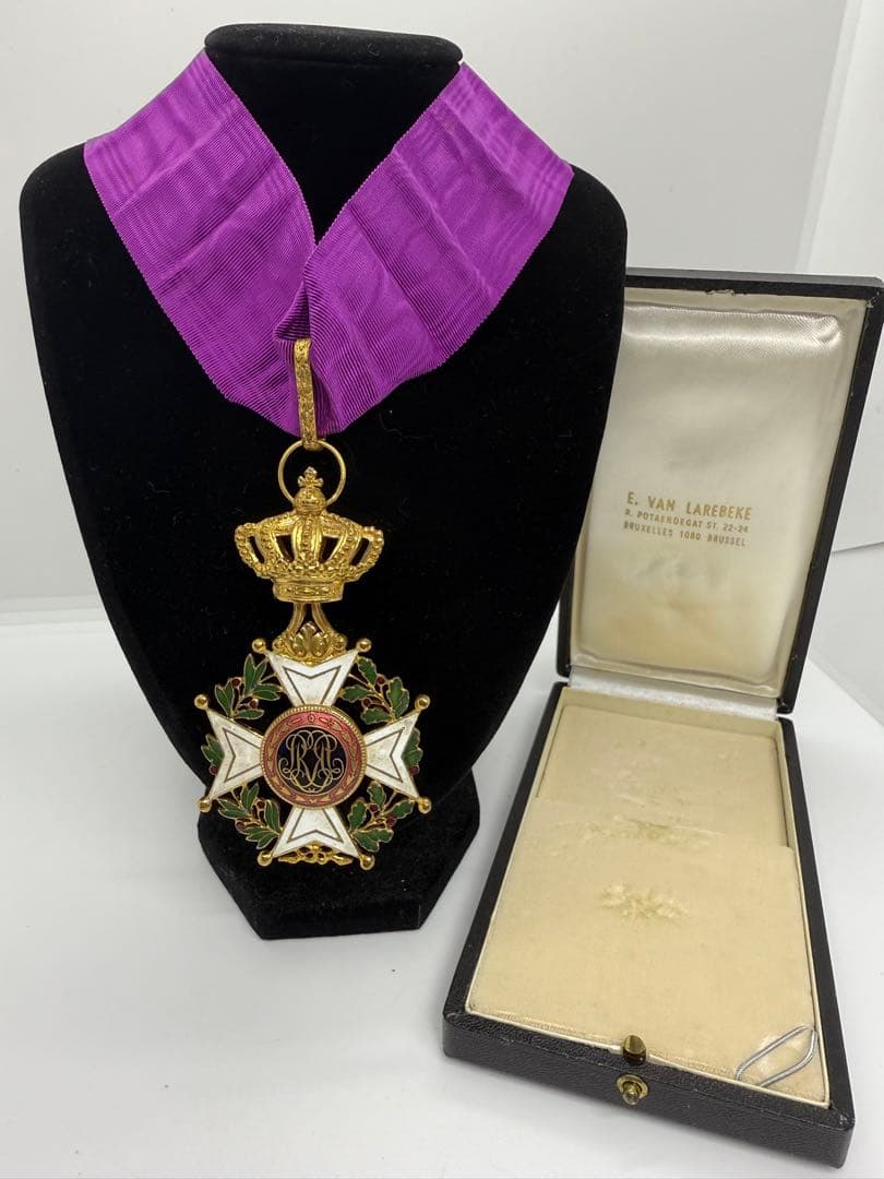 レオポルド勲章　コマンドゥール章　ベルギー　略章付 化粧箱入